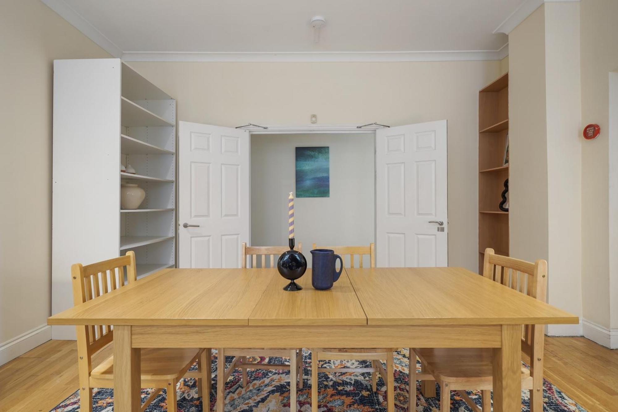 The Chic Townhouse In Kings Cross!!! 3 Floors Apartment ลอนดอน ภายนอก รูปภาพ